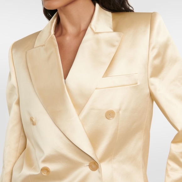 Khaite Nathan Satin Blazer in Ecru SZ 8 NEW - Picture 2 of 3